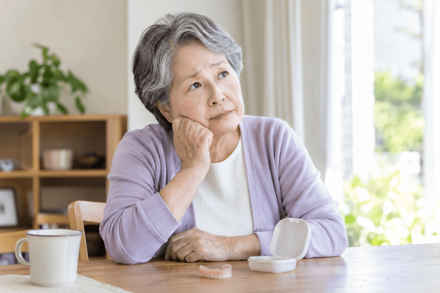 入れ歯の痛みや調整に関するよくある質問のイメージ